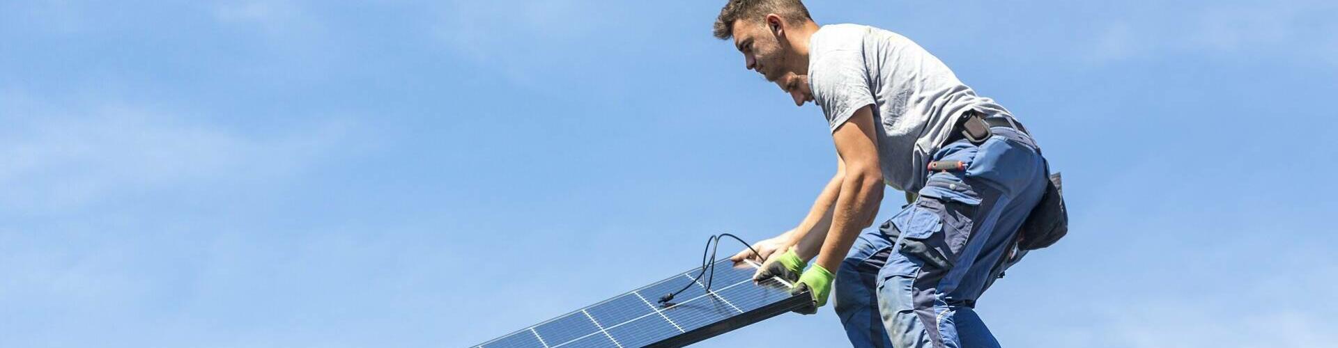 Ausbildung und Weiterbildung für Solarhandwerker, Solartechniker und Solarteuere bei der Enpal Montage GmbH