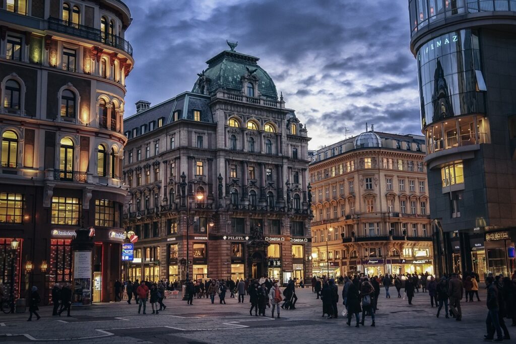 Wien Abend Architektur.jpg