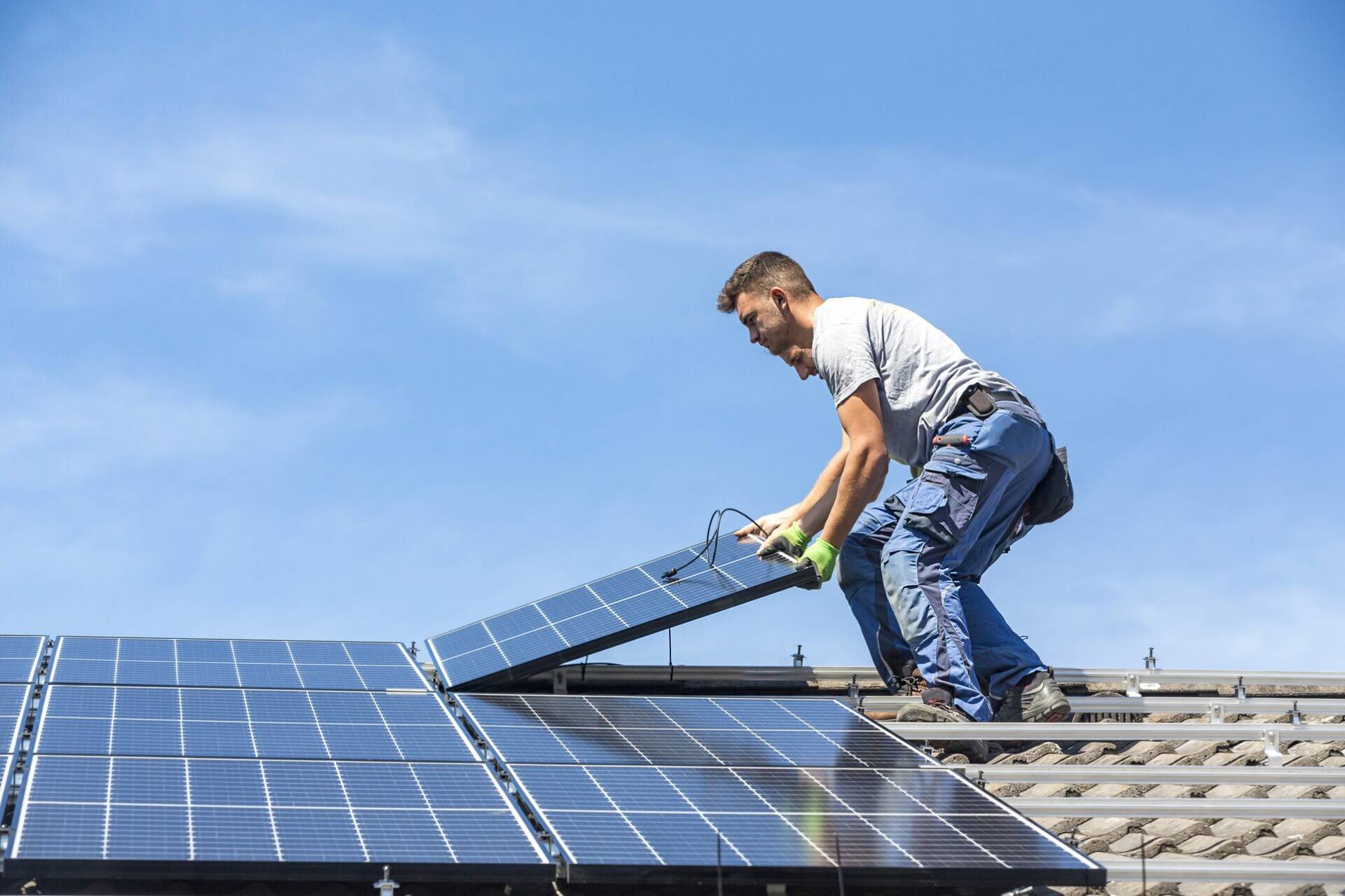 Ausbildung und Weiterbildung für Solarhandwerker, Solartechniker und Solarteuere bei der Enpal Montage GmbH